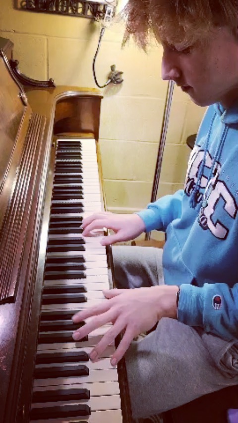 Here is a recent jaunty warmup from Ridley, lesson week 1/10/22. 

Stay tuned to our feed as we share Ridley’s progress and practices! #onetowatch #RidleyRising #pianoplayers #improvisation #pianostudents #musiceducation #UniversalMusicCenter #redwingMN #hittheroadjack
